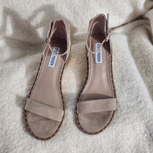 Steve Madden Womens Kenmar Tan Suede Ankle Strap Heels Size 7.5 Medium - Picture 2 of 10